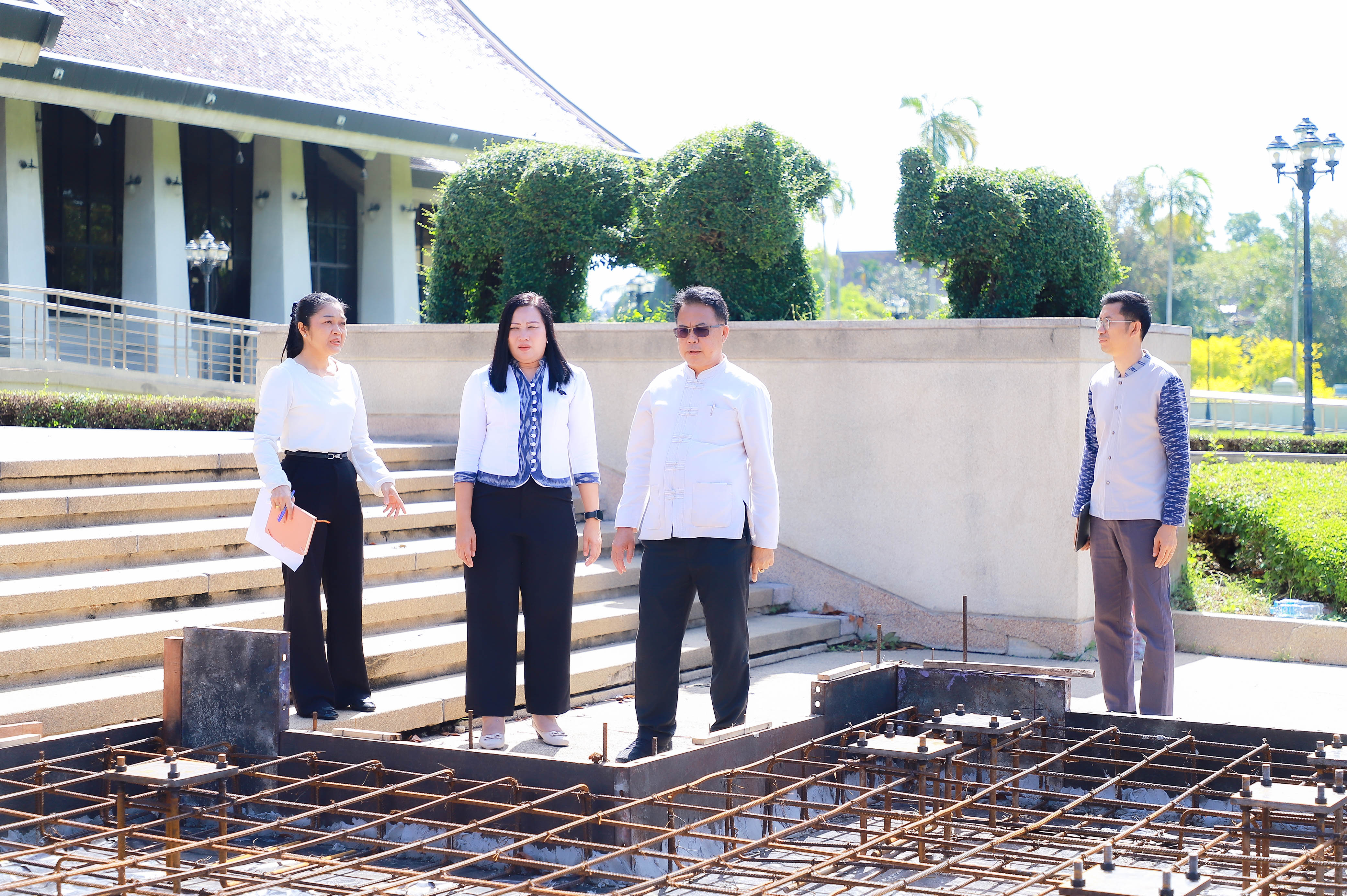 title - รองเลขาธิการ ส.ป.ก. ลุยเตรียมงาน 